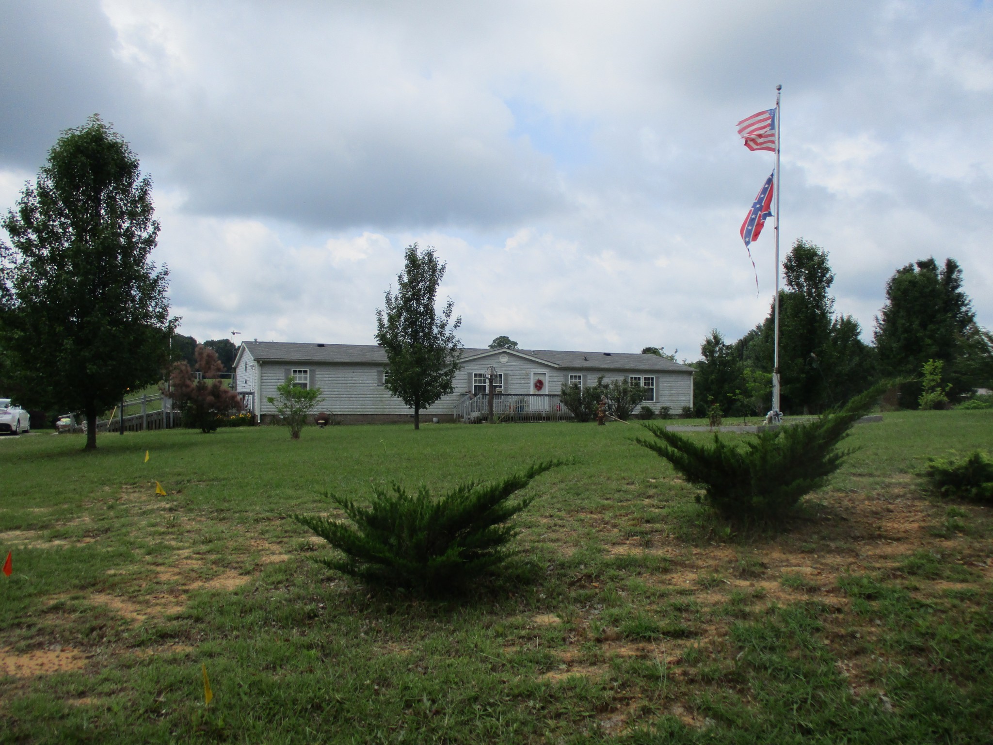 1378 2 Mile Road Burns, TN 37029 - Photo 2 of 25 Gallery Image 2