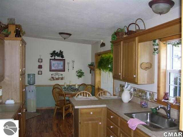 3471 South Coldwater Road Mount Pleasant, MI 48858 - Photo 9 of 25 1774012-8.JPG