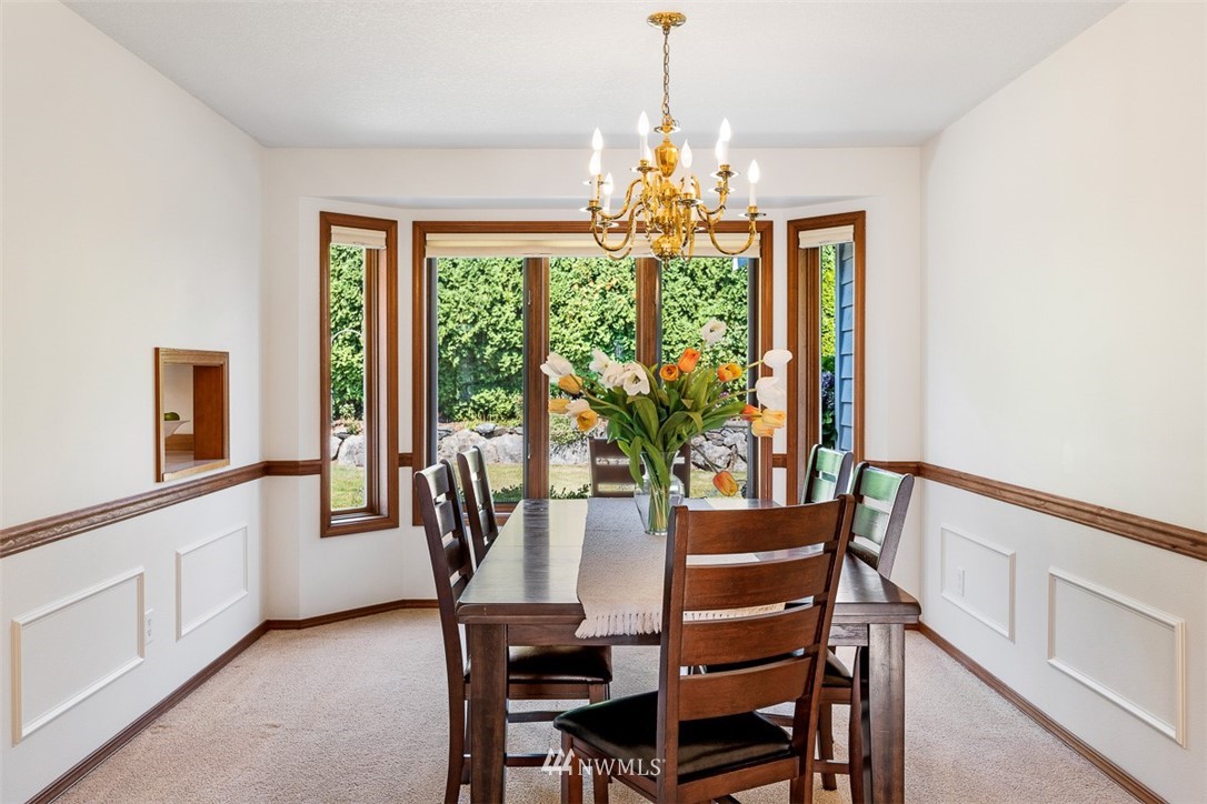 10426 Northeast 198th Street Bothell, WA 98011 - Photo 7 of 28 Gallery Image 7