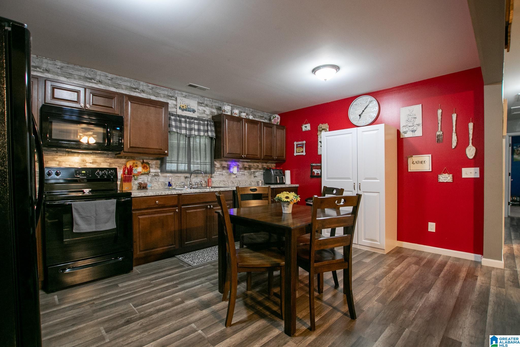 239 Westbrook Street Sumiton, AL 35148 - Photo 6 of 33