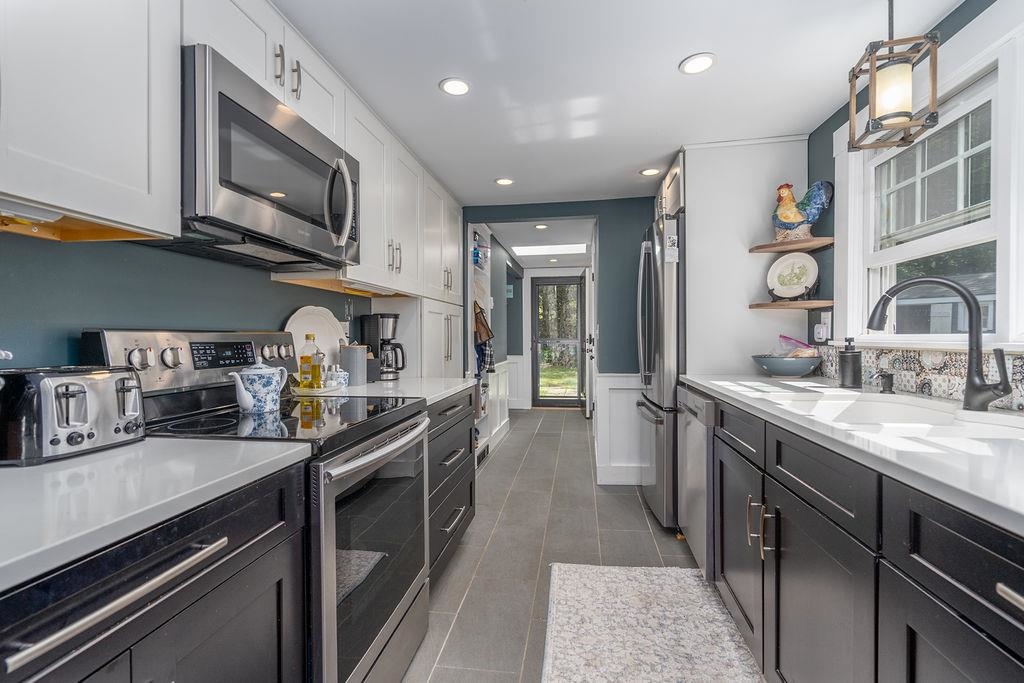 8 Fire Road 13 Strafford, NH 03884 - Photo 3 of 40