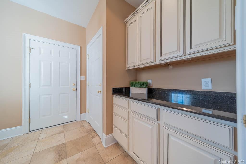 1121 Crossland Road Clover, SC 29710 - Photo 33 of 48