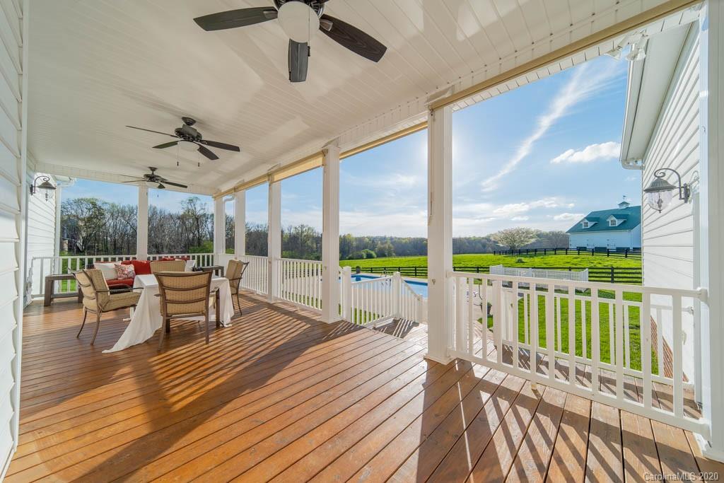 1121 Crossland Road Clover, SC 29710 - Photo 7 of 48