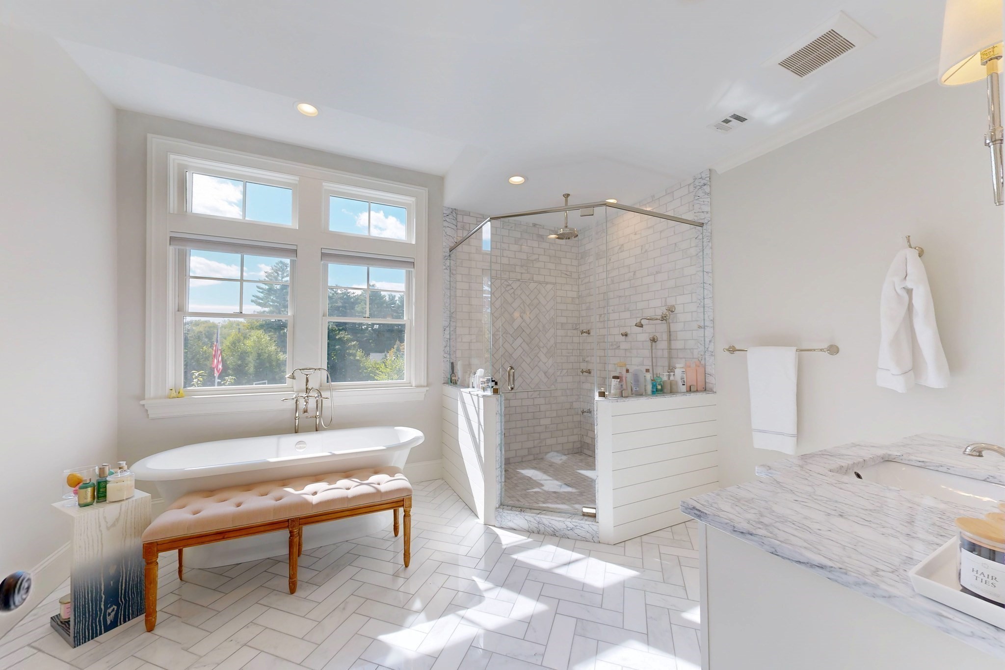 370 Grove Street Needham, MA 02492 - Photo 20 of 39 Gallery Image 20