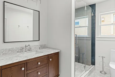 $1,649,000 | 1215 Ashland Street, Houston, TX 77008