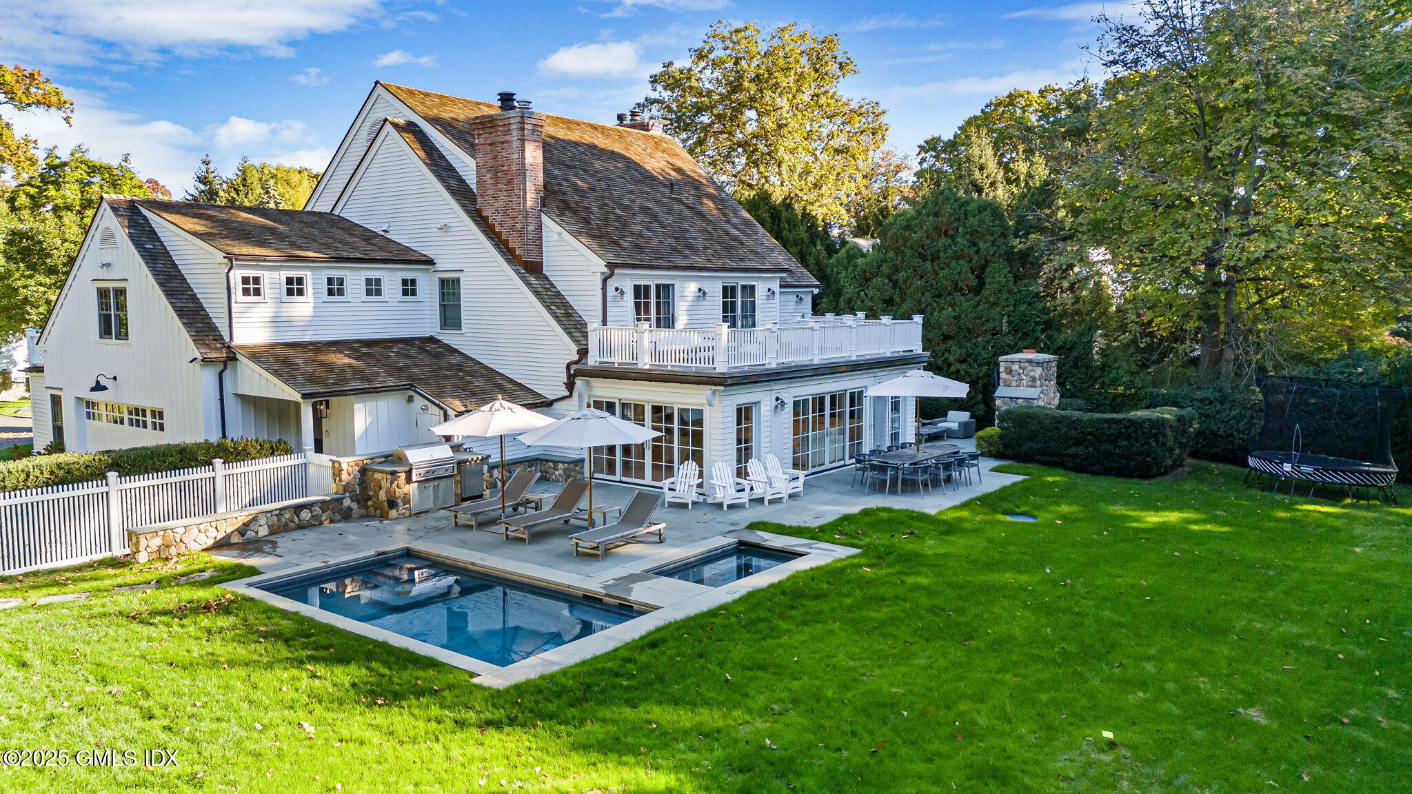 2 Willow Road Riverside, CT 06878 - Photo 6 of 7 6