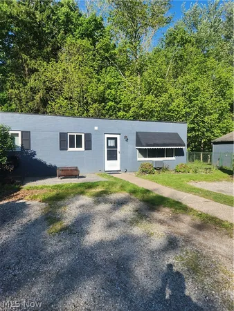 $1,450 | 30349 Lorain Road, North Olmsted, OH 44070