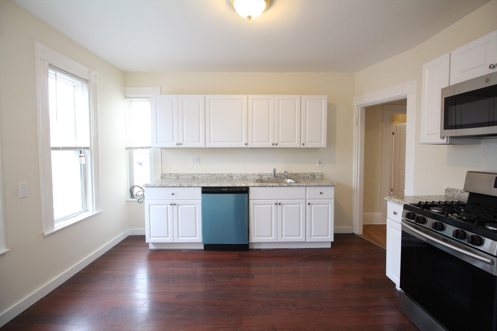 40 Forest Street, Unit A Boston, MA 02119 - Photo 3 of 10