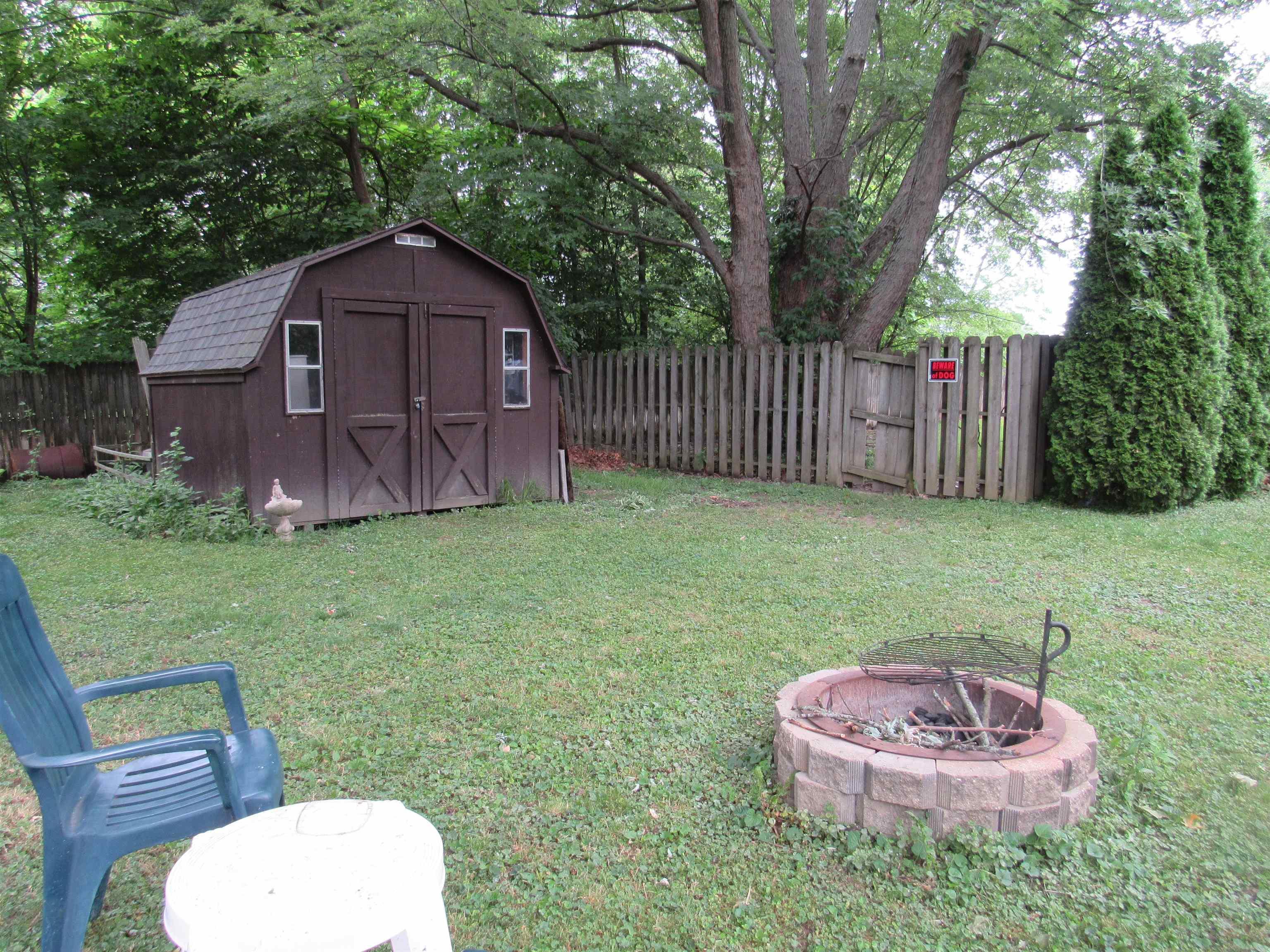 905 North Greenbriar Road Muncie, IN 47304 - Photo 28 of 32 Gallery Image 28