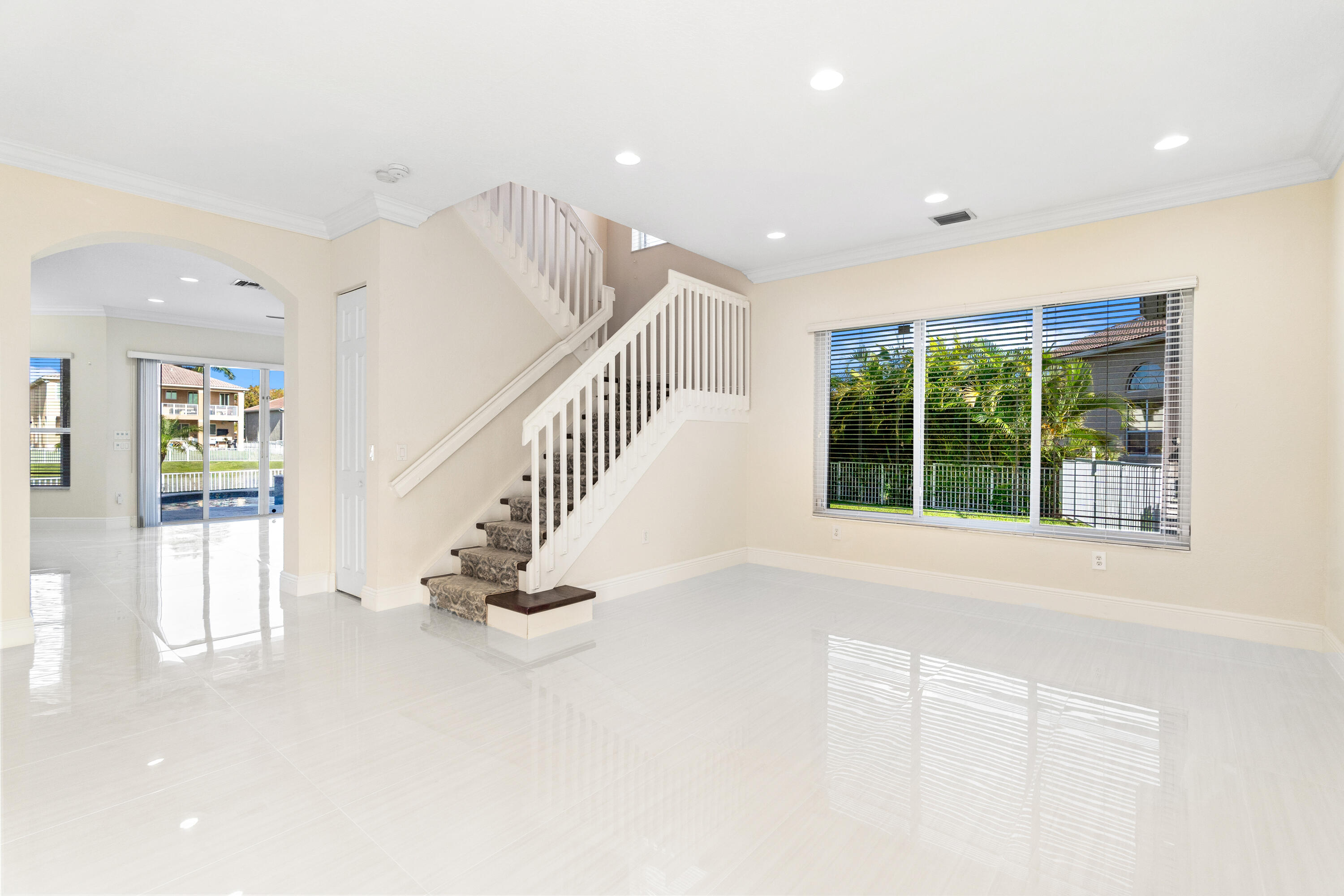 5422 Southwest 185th Terrace Miramar, FL 33029 - Photo 15 of 67 DSC06716