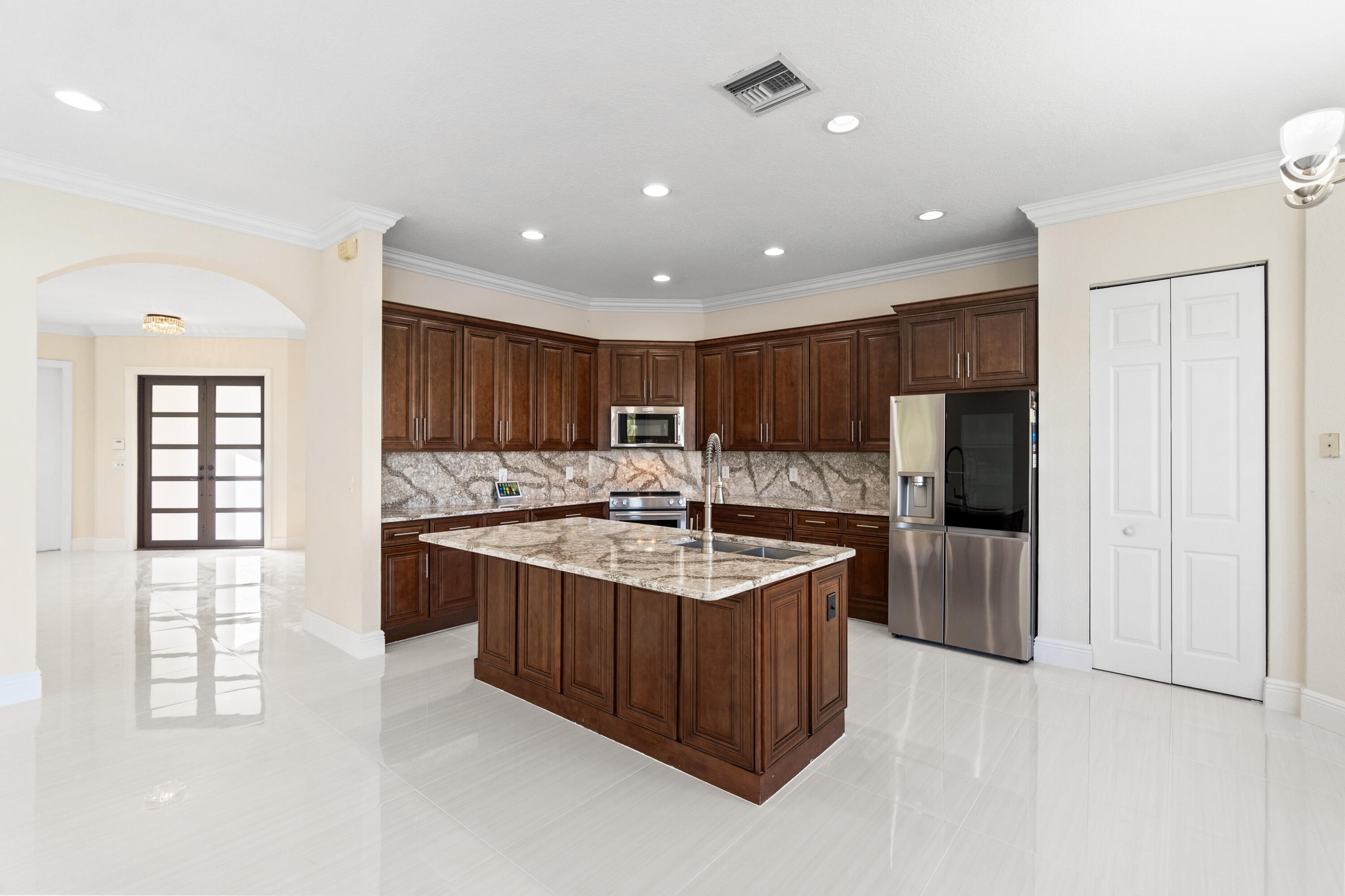 5422 Southwest 185th Terrace Miramar, FL 33029 - Photo 17 of 67 DSC06737