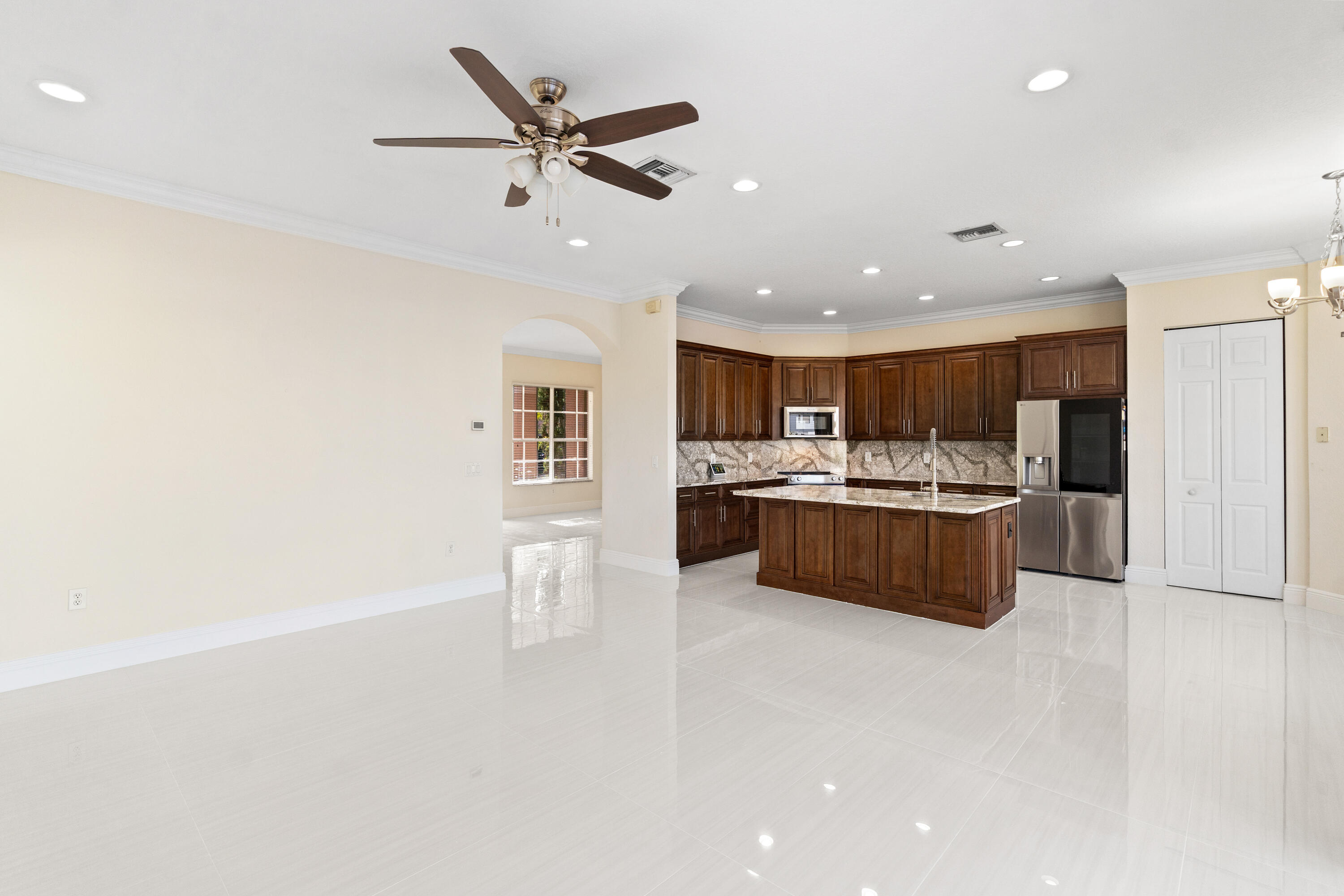 5422 Southwest 185th Terrace Miramar, FL 33029 - Photo 19 of 67 DSC06734