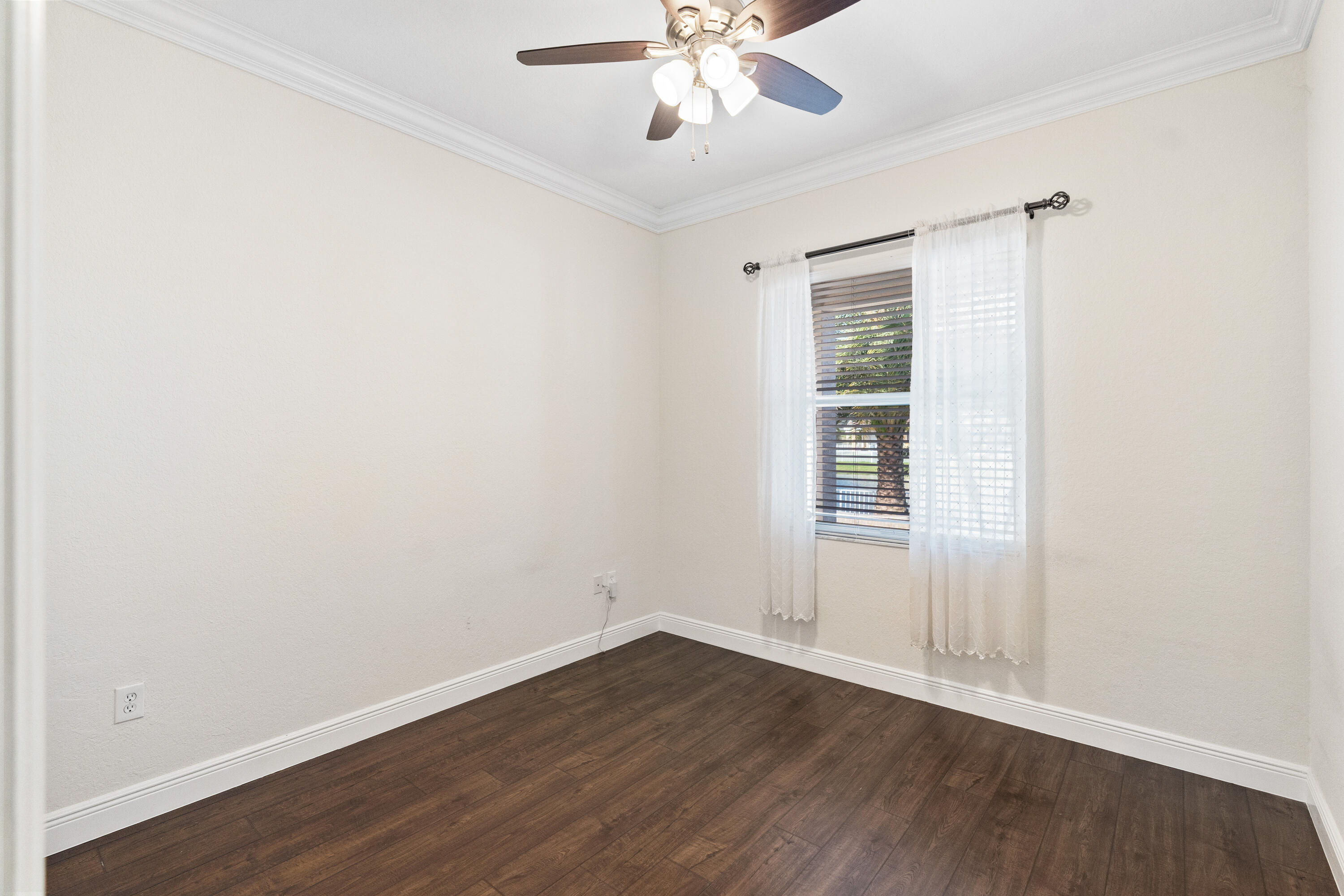 5422 Southwest 185th Terrace Miramar, FL 33029 - Photo 25 of 67 DSC06773