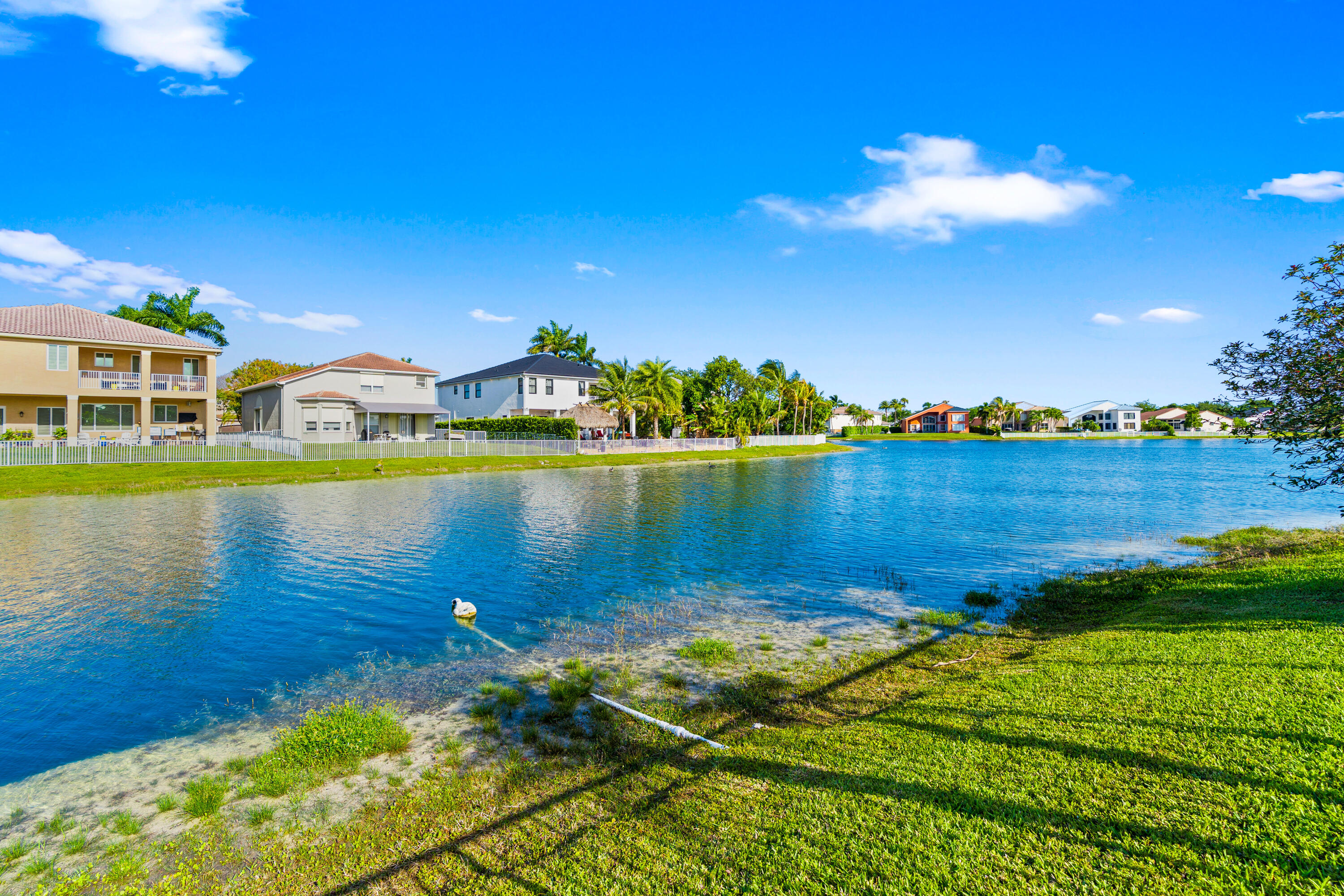 5422 Southwest 185th Terrace Miramar, FL 33029 - Photo 6 of 67 DSC06704