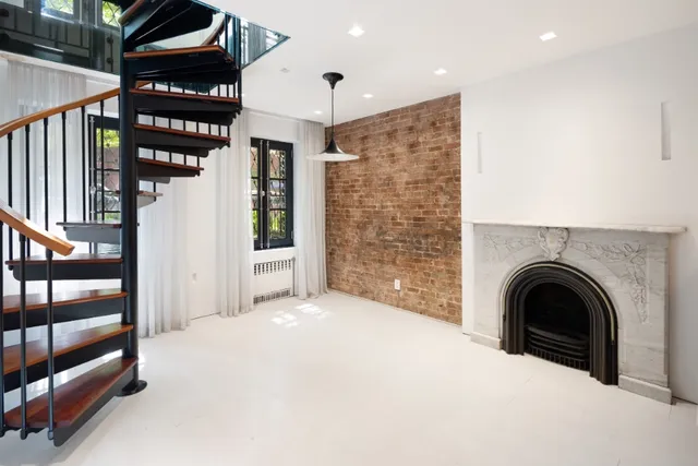 $6,495,000 | 439 West 21st Street | Chelsea
