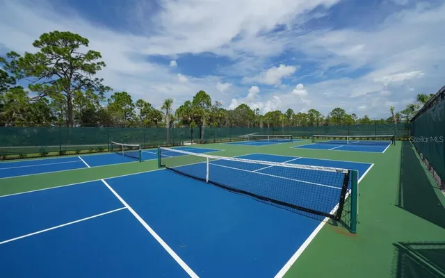 $557,990 | 277 Potenza Loop, North Venice, FL 34275