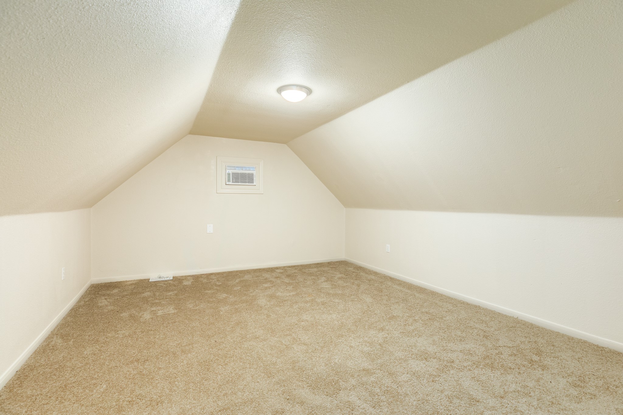 310 County Road 47 Angleton, TX 77515 - Photo 48 of 49 Room above the garage