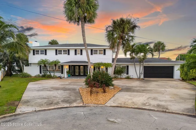 $1,650,000 | 116 Cat Cay Lane, Indian Harbour Beach, FL 32937