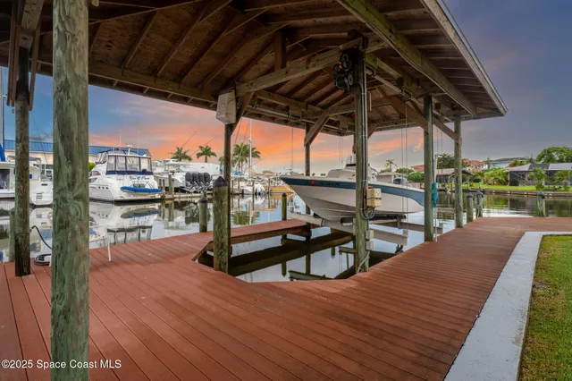 $1,650,000 | 116 Cat Cay Lane, Indian Harbour Beach, FL 32937