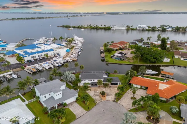 $1,650,000 | 116 Cat Cay Lane, Indian Harbour Beach, FL 32937
