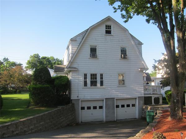 32 Judkins Road Medford, MA 02155 - Photo 4 of 12 Gallery Image 4