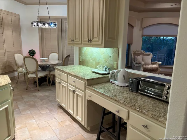 $5,250 | 131 Westcourt Lane, San Antonio, TX 78257