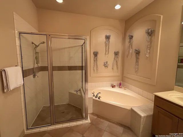 $5,250 | 131 Westcourt Lane, San Antonio, TX 78257