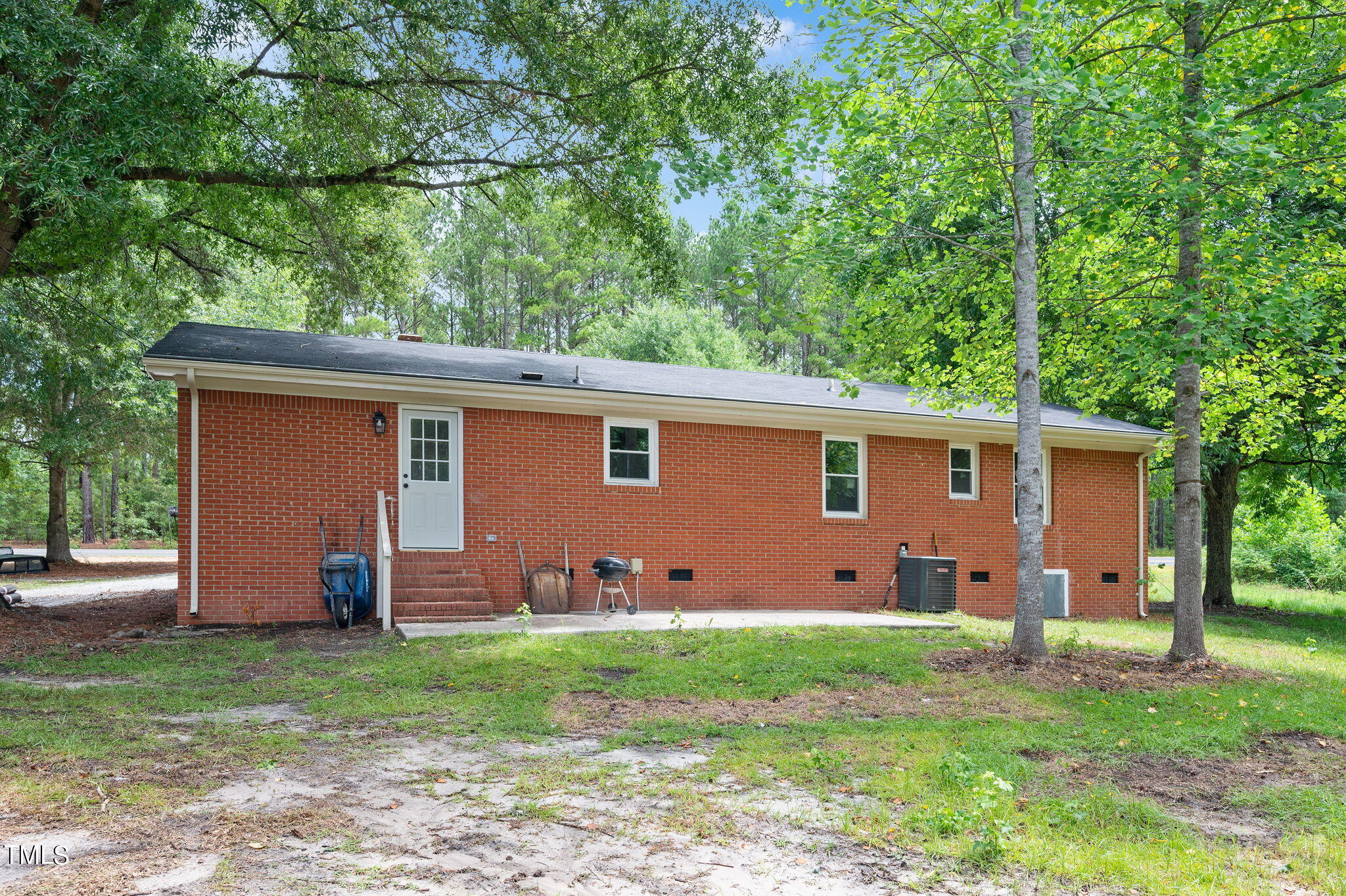 3008 Thompson Road Bunnlevel_JRKnowles_P
