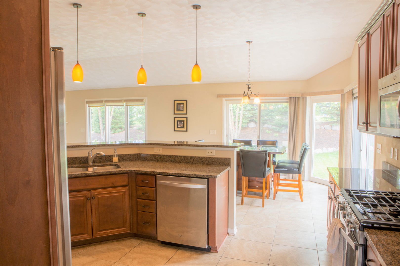 6112 Windflower Way Roscoe, IL 61073 - Photo 11 of 38