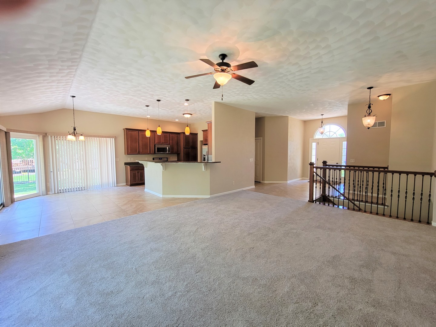 6112 Windflower Way Roscoe, IL 61073 - Photo 5 of 38