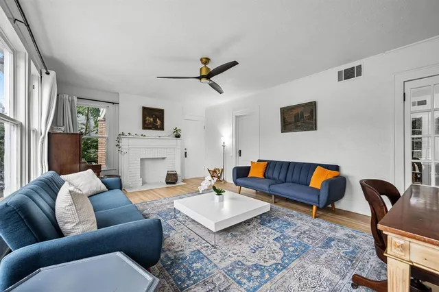 $749,000 | 5322 Junius Street, Dallas, TX 75214