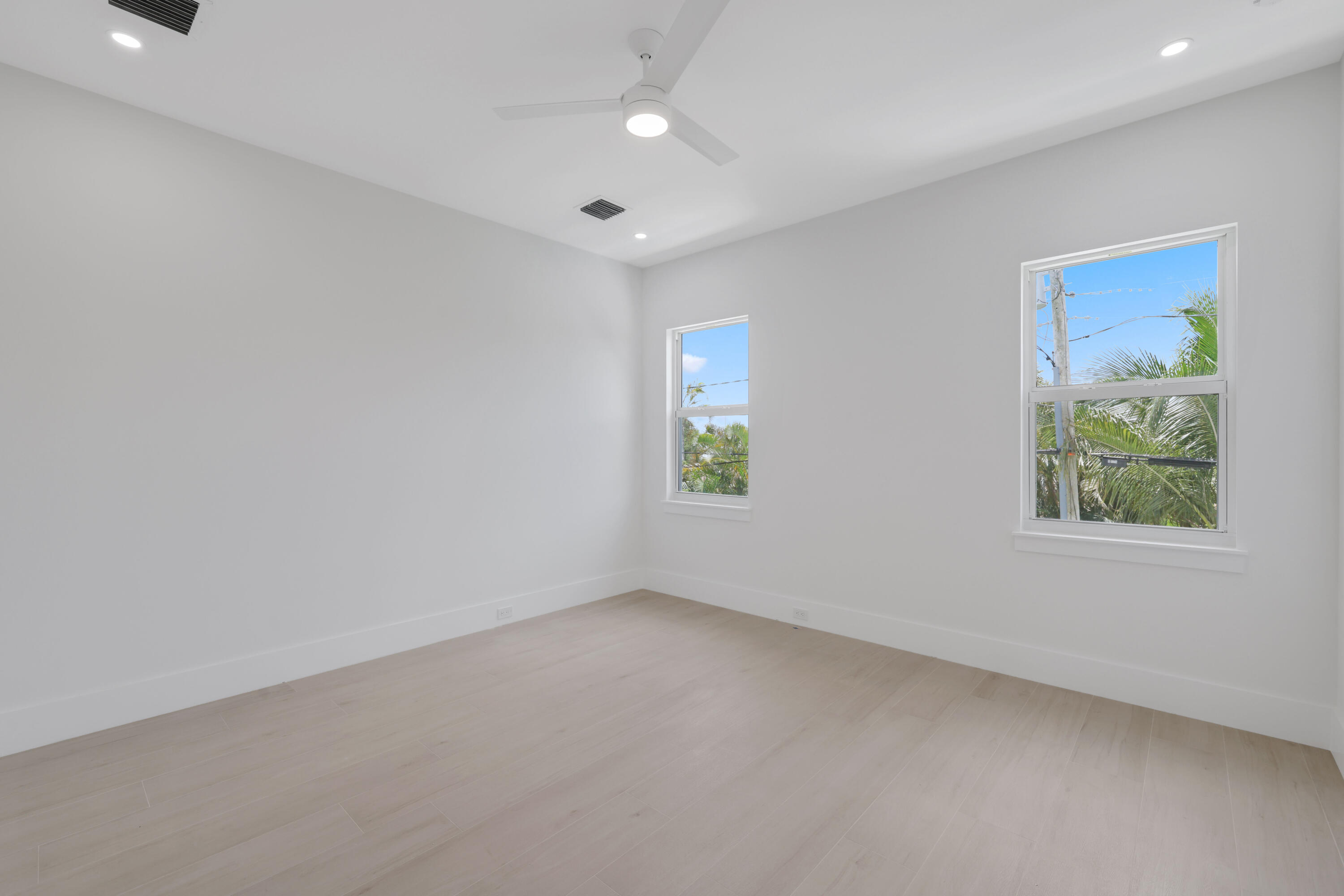 528 Kingfish Road North Palm Beach, FL 33408 - Photo 60 of 66 528 Kingfish - 63.jpg-FULL