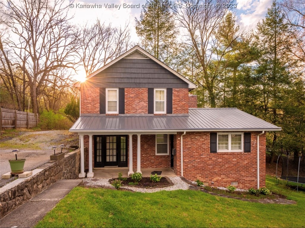 262 Oakwood Road Charleston, WV 25314 - Photo 2 of 23 Gallery Image 2