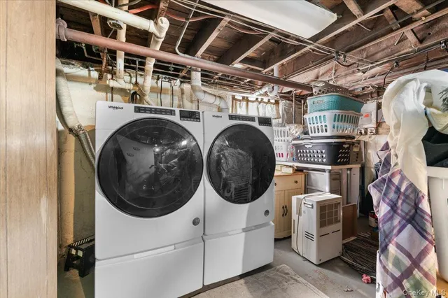 $599,999 | 169 Sterling Place, Amityville, NY 11701