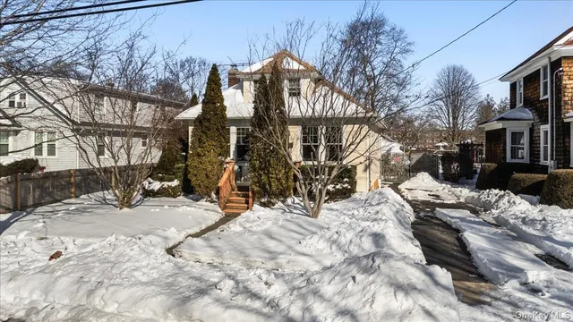$599,999 | 169 Sterling Place, Amityville, NY 11701