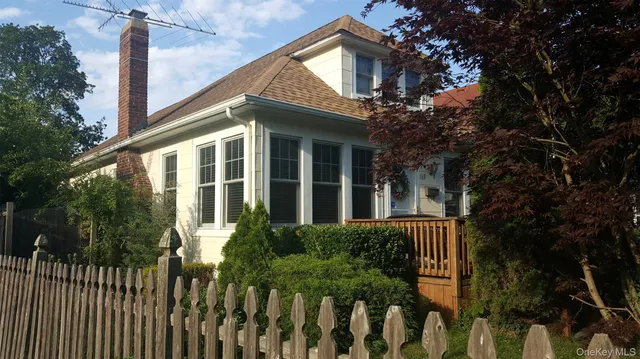 $599,999 | 169 Sterling Place, Amityville, NY 11701