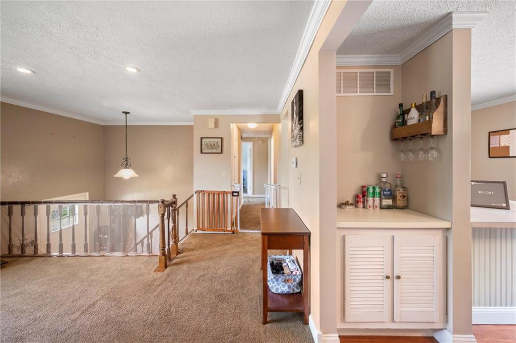 2070 Powell Road Cranberry Township, PA 16066 - Photo 10 of 35 Gallery Image 10