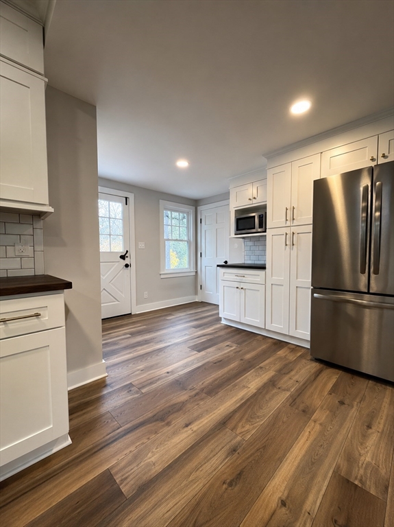 200 Highcrest Road Fall River, MA 02720 - Photo 10 of 41