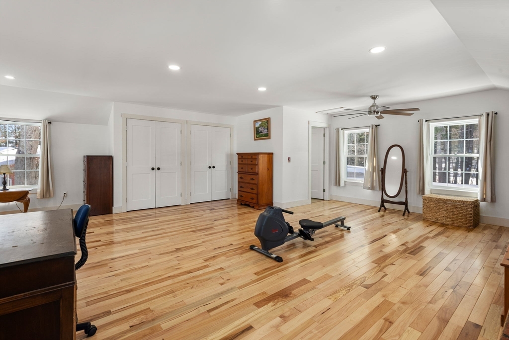 178 Brimfield Road Holland, MA 01521 - Photo 15 of 37