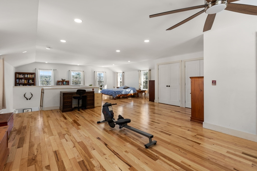 178 Brimfield Road Holland, MA 01521 - Photo 16 of 37