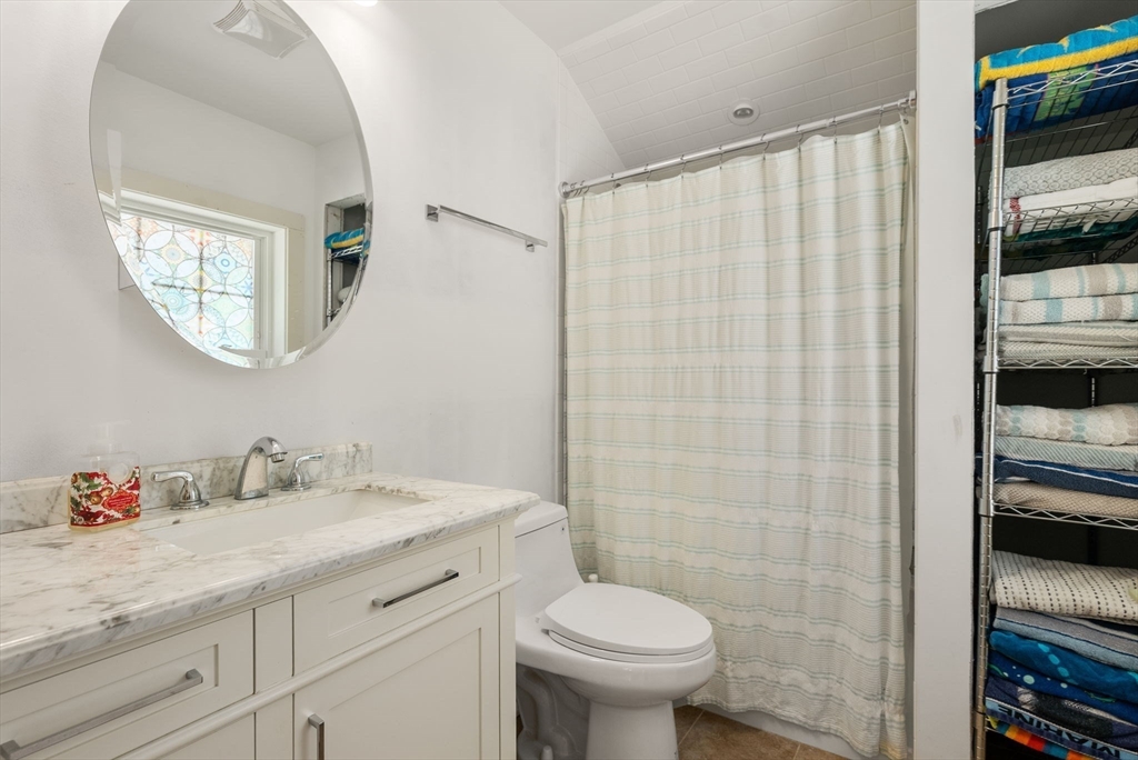 178 Brimfield Road Holland, MA 01521 - Photo 17 of 37