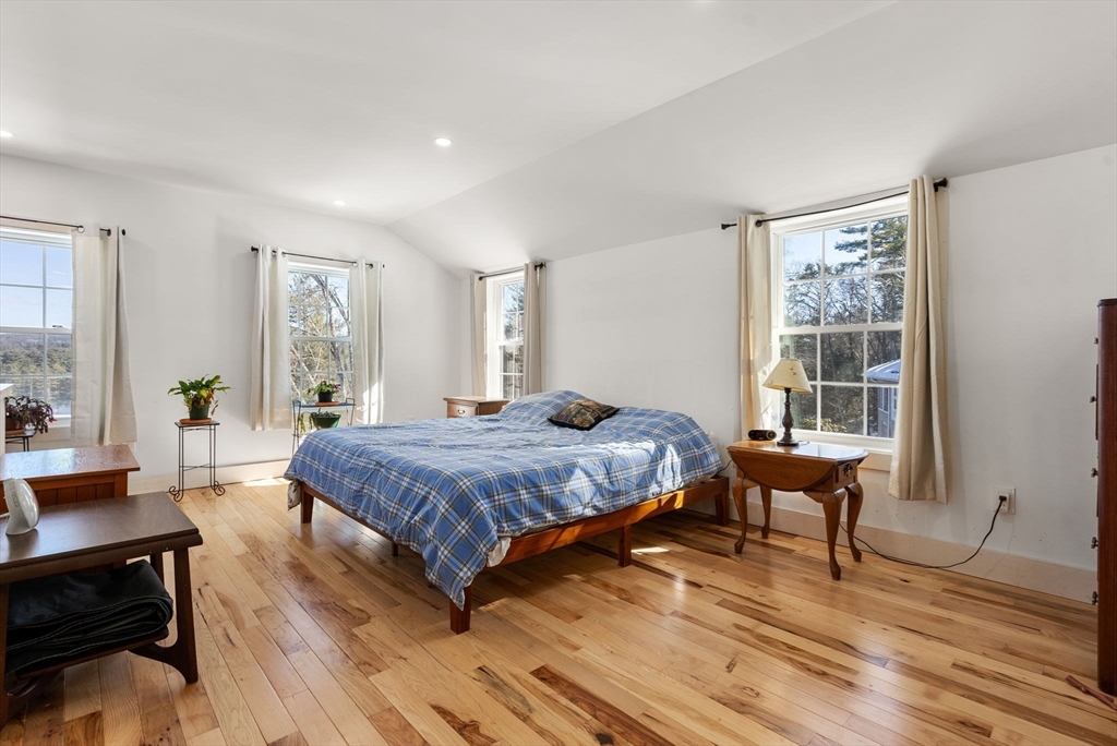 178 Brimfield Road Holland, MA 01521 - Photo 18 of 37