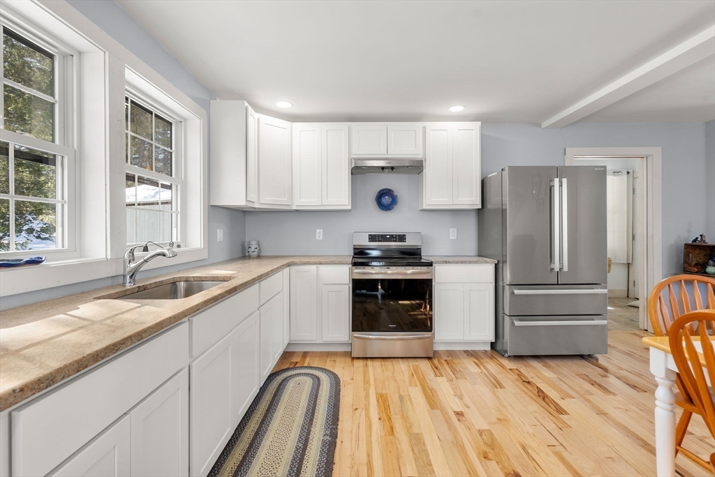 178 Brimfield Road Holland, MA 01521 - Photo 8 of 37