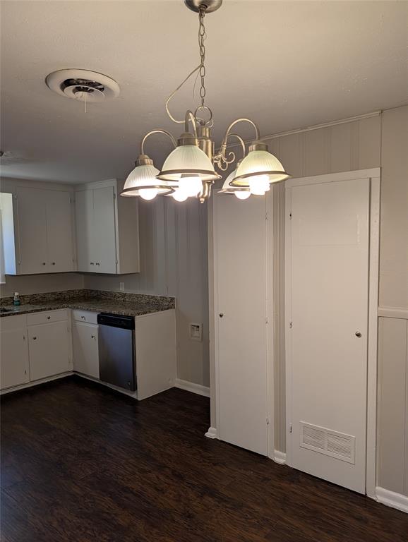 2716 Bilglade Road Fort Worth, TX 76133 - Photo 5 of 17