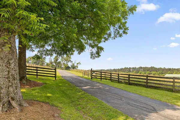 $2,395,000 | 1800 Highway 286, Chatsworth, GA 30705