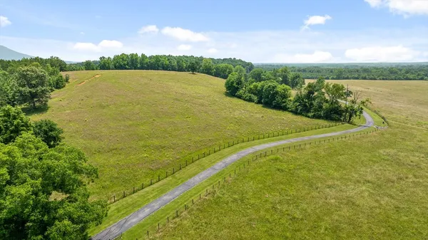 $2,395,000 | 1800 Highway 286, Chatsworth, GA 30705