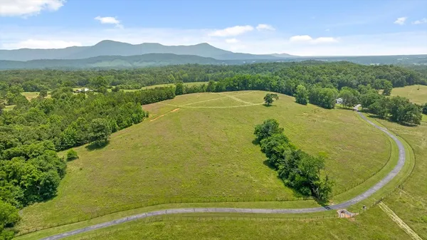 $2,395,000 | 1800 Highway 286, Chatsworth, GA 30705
