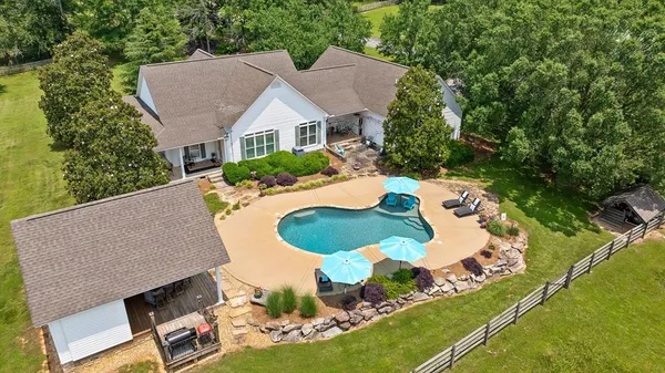 $2,395,000 | 1800 Highway 286, Chatsworth, GA 30705