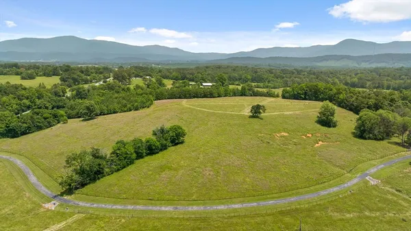 $2,395,000 | 1800 Highway 286, Chatsworth, GA 30705