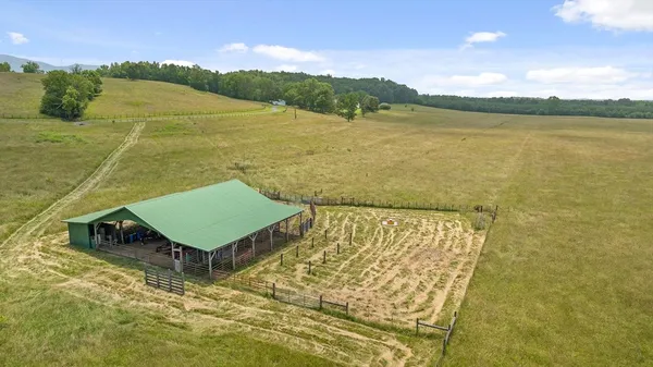 $2,395,000 | 1800 Highway 286, Chatsworth, GA 30705